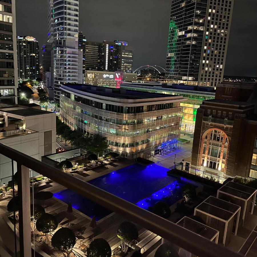 Downtown Dallas Apt With View Walking Distance To Aac With Free Parking Pool Wifi Exterior photo