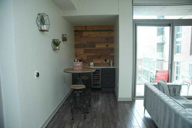 Downtown Dallas Apt With View Walking Distance To Aac With Free Parking Pool Wifi Exterior photo